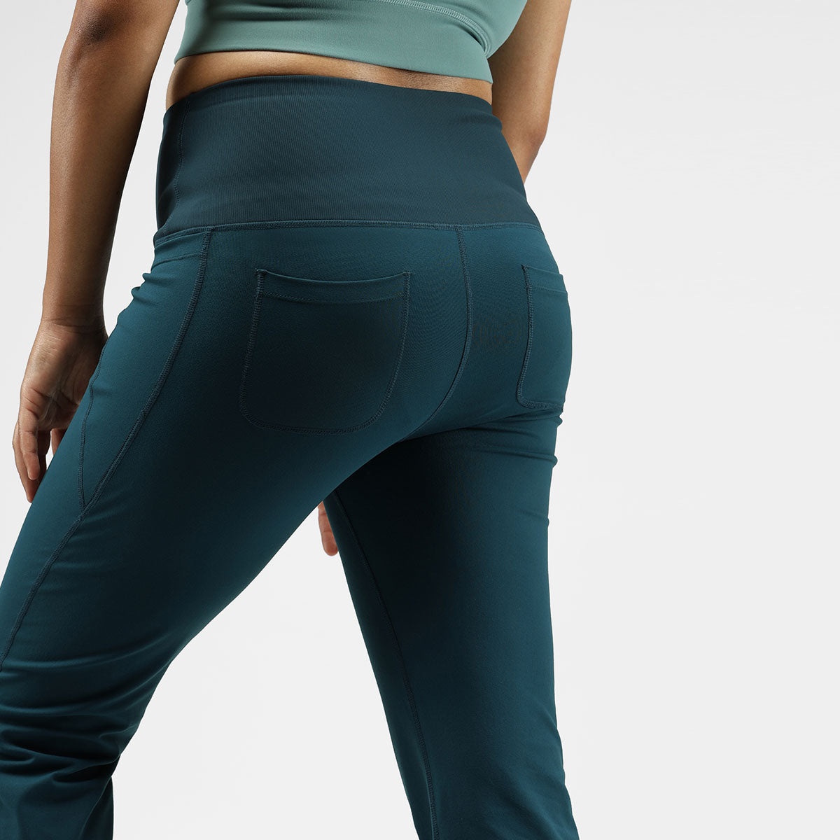 Ultimate Flare Pants Tall