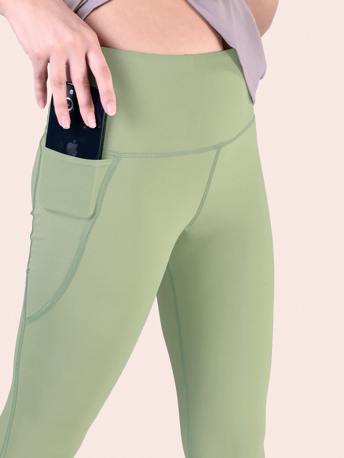 Flexmove Capris - One Pocket
